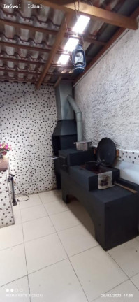 Imagem Casa com 3 Quartos à Venda, 180 m² em Boqueirão - Curitiba Imagem Casa com 3 Quartos à Venda, 180 m² em Boqueirão - Curitiba