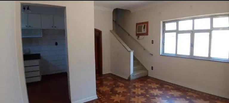 Imagem Casa com 2 Quartos para Alugar, 110 m² em Ponta Da Praia - Santos Imagem Casa com 2 Quartos para Alugar, 110 m² em Ponta Da Praia - Santos