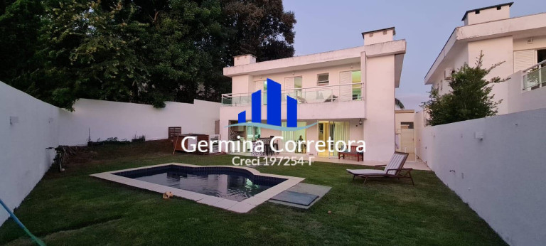 Foto do imóvel Casa à Venda, 256 m² em Chácara Das Candeias - Carapicuíba