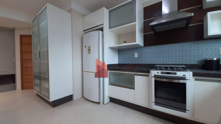Apartamento com 3 Quartos para Alugar, 180 m² em Fazenda - Itajaí