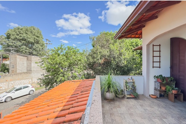 Imagem Casa com 5 Quartos à Venda, 208 m² em Parque Dos Maias - Porto Alegre