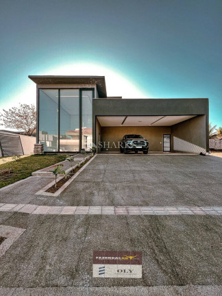 Casa de Condomínio com 3 Quartos à Venda, 250 m² em Residencial Goiânia Golfe Clube - Goiânia