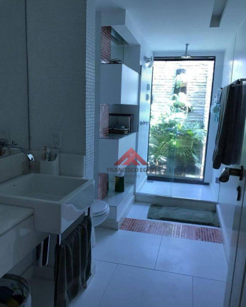 Imagem Casa com 3 Quartos à Venda, 417 m² em Itaipu - Niterói