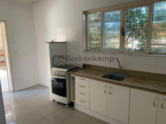 Imagem Casa com 3 Quartos à Venda, em Jardim Amália - Volta Redonda Imagem Casa com 3 Quartos à Venda, em Jardim Amália - Volta Redonda