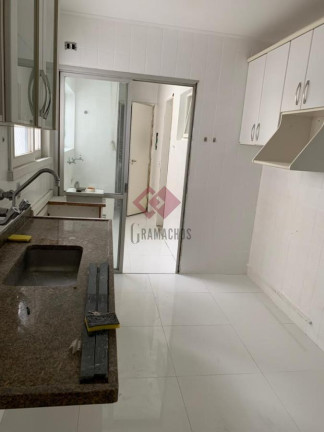 Imagem Apartamento com 3 Quartos para Alugar, 110 m² em Jardim América - São Paulo
