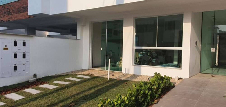 Apartamento à Venda, 57 m² em Bombas - Bombinhas