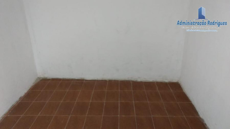 Imagem Casa com 1 Quarto à Venda, em Baldeador - Niterói Imagem Casa com 1 Quarto à Venda, em Baldeador - Niterói