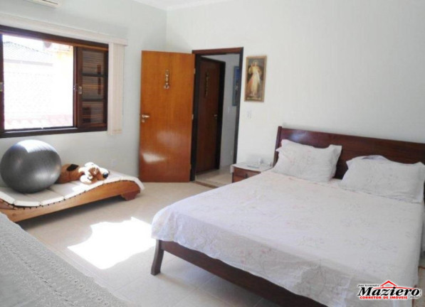 Casa com 3 Quartos à Venda, 250 m² em Centro - Ubatuba