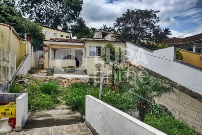 Imagem Casa com 3 Quartos à Venda, 500 m² em Horto Florestal - São Paulo Imagem Casa com 3 Quartos à Venda, 500 m² em Horto Florestal - São Paulo