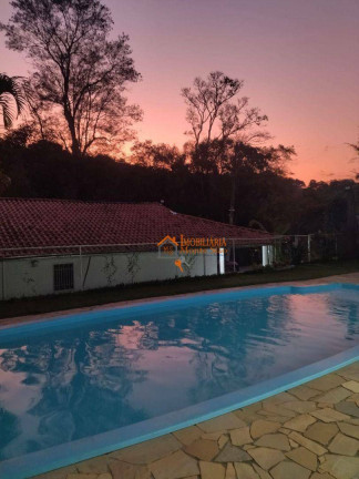 Chácara com 4 Quartos à Venda, 5.538 m² em Aruja - Arujá