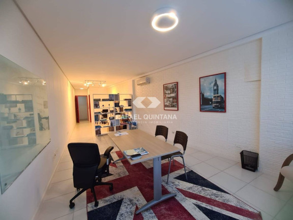 Sala Comercial à Venda,  em Córrego Grande - Florianópolis
