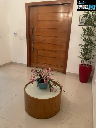 Imagem Casa com 3 Quartos à Venda, 385 m² em Setor Central - Goiânia