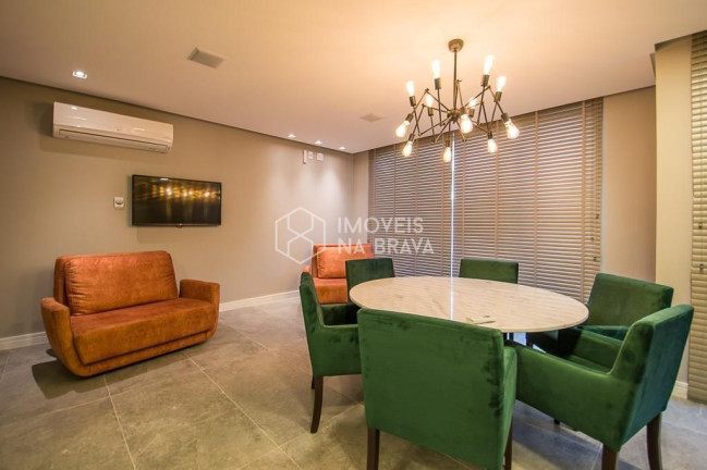 Imagem Cobertura com 3 Quartos à Venda, 240 m² em Centro - Itajaí