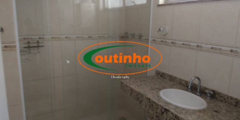 Imagem Apartamento com 4 Quartos à Venda, 125 m² em Tijuca - Rio De Janeiro Imagem Apartamento com 4 Quartos à Venda, 125 m² em Tijuca - Rio De Janeiro