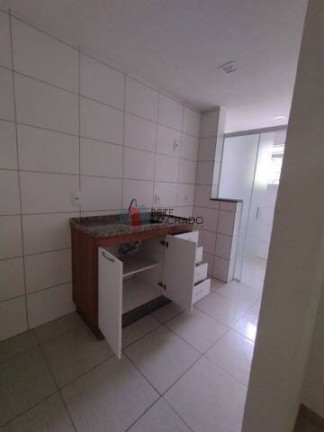 Imagem Apartamento com 2 Quartos à Venda, 56 m² em Pimenteiras - Teresópolis