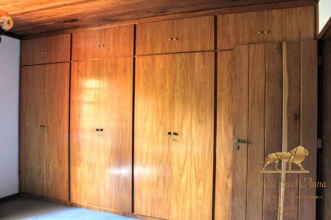 Imagem Casa com 5 Quartos para Temporada, 433 m² em Vila Capivari - Campos Do Jordão