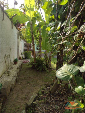 Imagem Casa com 6 Quartos à Venda, 317 m² em Centro - Caraguatatuba