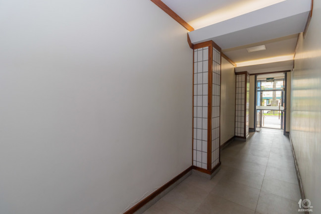 Imagem Sala Comercial à Venda, 39 m² em Independência - Porto Alegre Imagem Sala Comercial à Venda, 39 m² em Independência - Porto Alegre