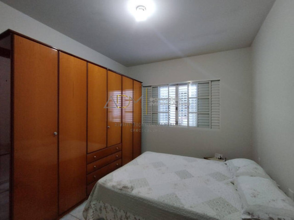 Imagem Casa com 3 Quartos à Venda, 160 m² em Vila Antártica - Botucatu
