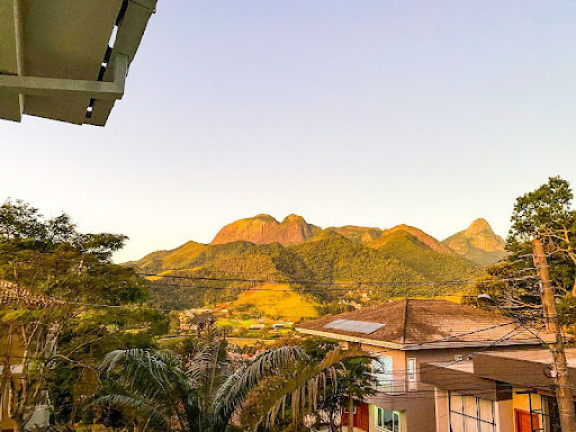Imagem Casa com 4 Quartos à Venda, 242 m² em Vargem Grande - Teresópolis Imagem Casa com 4 Quartos à Venda, 242 m² em Vargem Grande - Teresópolis