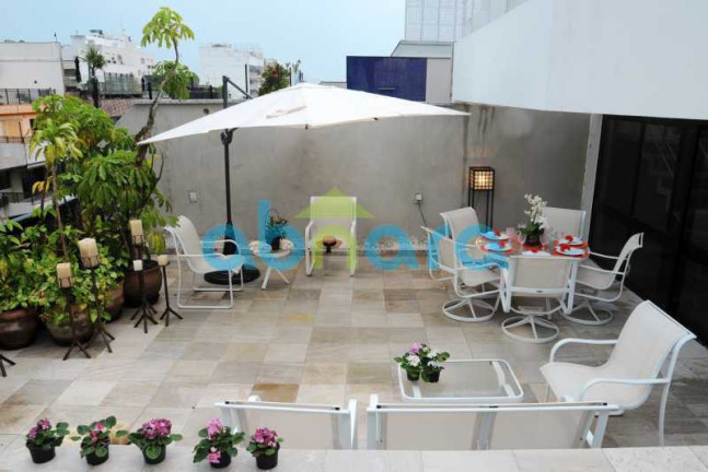 Imagem Cobertura com 4 Quartos à Venda, 560 m² em Leblon - Rio De Janeiro Imagem Cobertura com 4 Quartos à Venda, 560 m² em Leblon - Rio De Janeiro