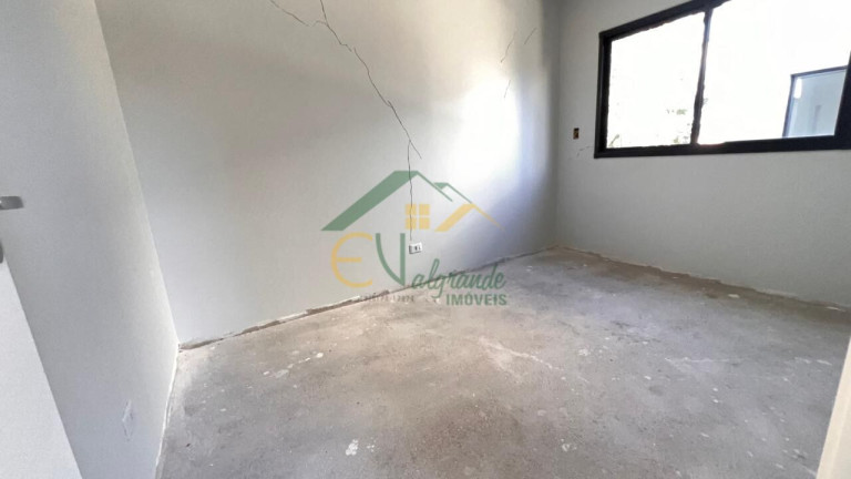 Imagem Sobrado com 3 Quartos à Venda, 105 m² em Uberaba - Curitiba Imagem Sobrado com 3 Quartos à Venda, 105 m² em Uberaba - Curitiba