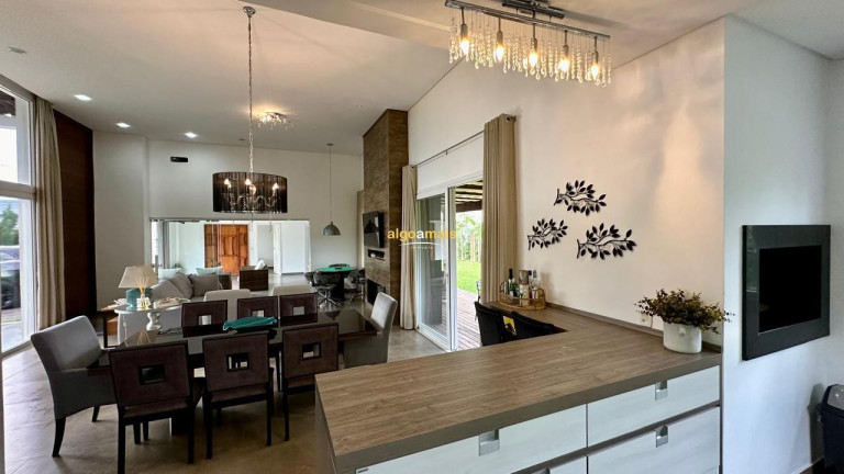 Casa com 4 Quartos à Venda, 240 m² em Condominio Lagoa Do Passo - Osório