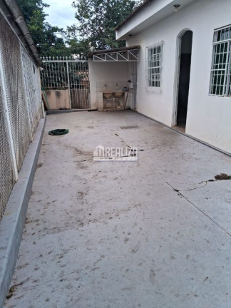 Imagem Casa com 2 Quartos à Venda, 210 m² em Mercês - Uberaba Imagem Casa com 2 Quartos à Venda, 210 m² em Mercês - Uberaba