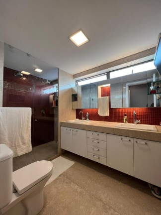 Imagem Apartamento com 4 Quartos à Venda, 266 m² em Casa Forte - Recife