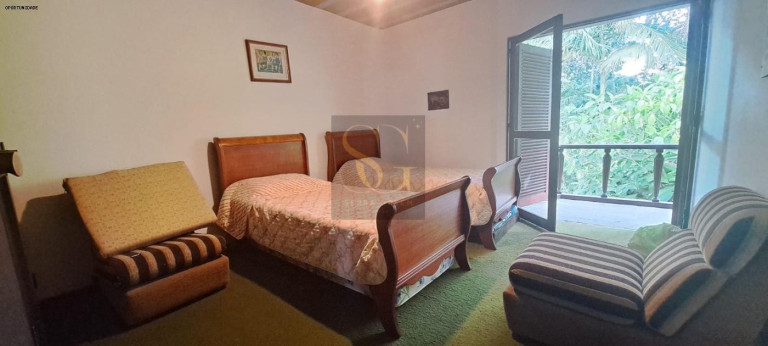 Imagem Imóvel com 5 Quartos à Venda, 2.597 m² em Granja Guarani - Teresópolis