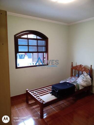 Imagem Casa com 3 Quartos à Venda, 180 m² em Piraporinha - Diadema
