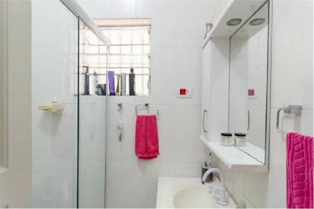 Imagem Casa com 3 Quartos à Venda, em Jabaquara - São Paulo Imagem Casa com 3 Quartos à Venda, em Jabaquara - São Paulo