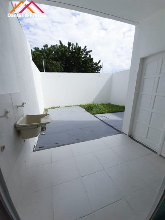 Imagem Imóvel com 3 Quartos à Venda,  em Sapiranga - Fortaleza