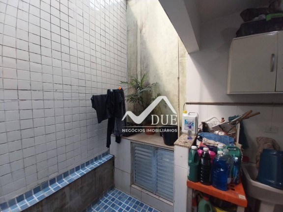 Imagem Casa com 3 Quartos à Venda, 340 m² em Vila Matias - Santos