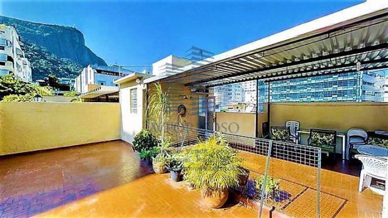 Imagem Casa com 5 Quartos à Venda, 240 m² em Jardim Botânico - Rio De Janeiro