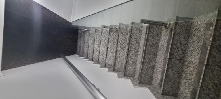 Imagem Casa com 4 Quartos à Venda, 107 m² em Ramos - Rio De Janeiro Imagem Casa com 4 Quartos à Venda, 107 m² em Ramos - Rio De Janeiro