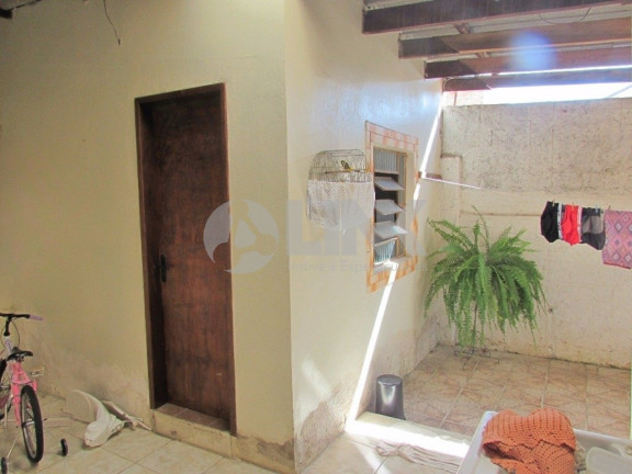 Imagem Casa com 4 Quartos à Venda, 200 m² em Jardim Carvalho - Porto Alegre