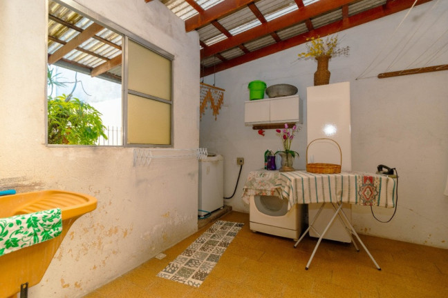 Imagem Casa com 3 Quartos à Venda, 130 m² em Cidade Baixa - Porto Alegre