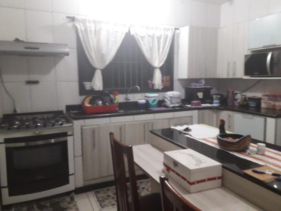Imagem Casa com 3 Quartos à Venda, 800 m² em São Marcos - Macaé Imagem Casa com 3 Quartos à Venda, 800 m² em São Marcos - Macaé