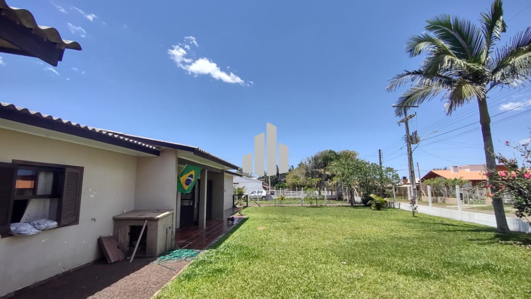 Imagem Casa com 3 Quartos à Venda, 195 m² em Praia Itapeva - Torres Imagem Casa com 3 Quartos à Venda, 195 m² em Praia Itapeva - Torres