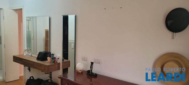 Imagem Sobrado com 6 Quartos à Venda, 203 m² em Vila Floresta - Santo André Imagem Sobrado com 6 Quartos à Venda, 203 m² em Vila Floresta - Santo André