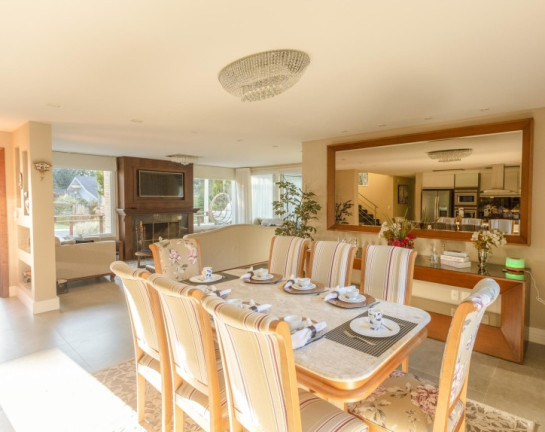 Imagem Casa com 4 Quartos à Venda, 333 m² em Ipê Amarelo - Gramado