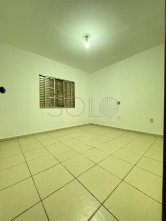 Imagem Casa com 2 Quartos para Alugar, 141 m² em Centro - Araraquara Imagem Casa com 2 Quartos para Alugar, 141 m² em Centro - Araraquara