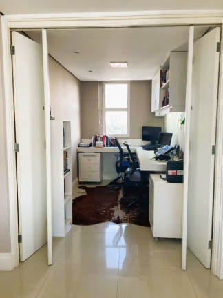 Imagem Imóvel com 3 Quartos à Venda, 111 m² em Bela Vista - Porto Alegre Imagem Imóvel com 3 Quartos à Venda, 111 m² em Bela Vista - Porto Alegre