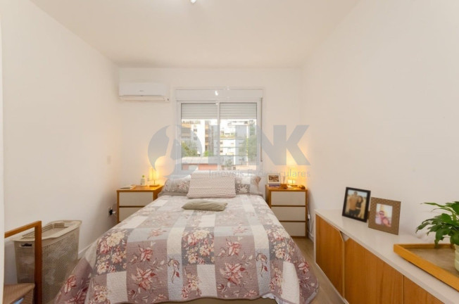 Imagem Apartamento com 3 Quartos à Venda, 65 m² em Petrópolis - Porto Alegre