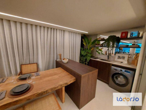 Imagem Apartamento com 1 Quarto à Venda, 82 m² em Ipanema - Rio De Janeiro Imagem Apartamento com 1 Quarto à Venda, 82 m² em Ipanema - Rio De Janeiro