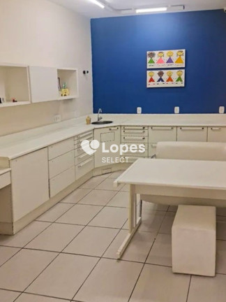 Imagem Sobrado com 5 Quartos à Venda,  em Vila Costa E Silva - Campinas