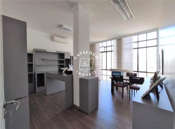 Sala Comercial à Venda, 160 m² em Centro - Ribeirão Preto