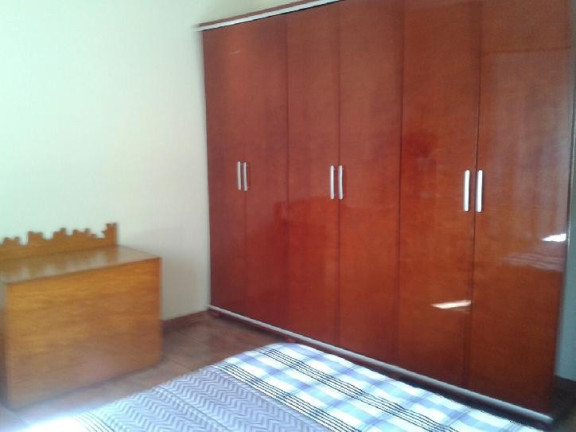 Imagem Casa à Venda, em Vila Maria Helena - Carapicuíba Imagem Casa à Venda, em Vila Maria Helena - Carapicuíba