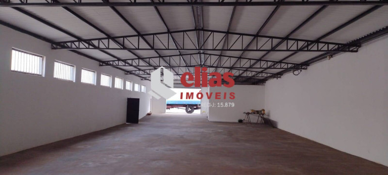 Imóvel Comercial à Venda, 456 m² em Vila Falcão - Bauru